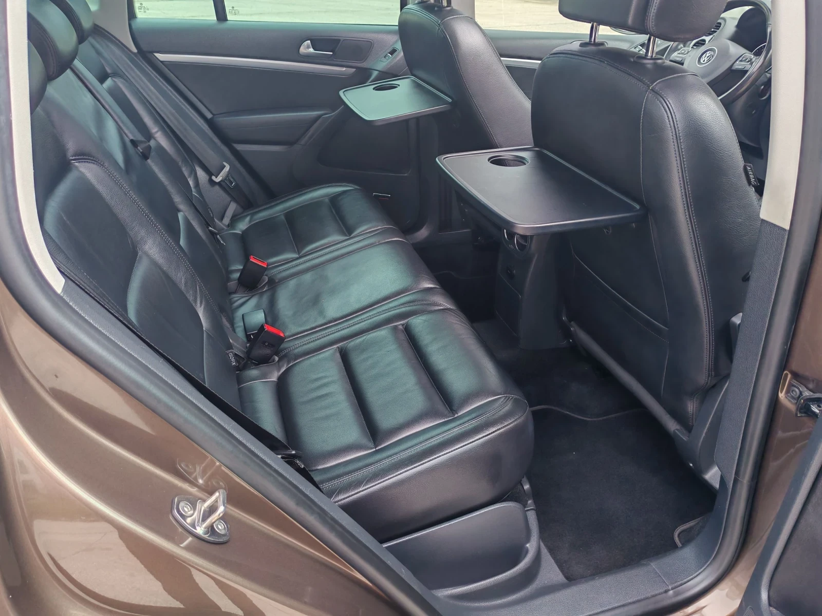 VW Tiguan 2.0TDI PANORAMA  - изображение 10