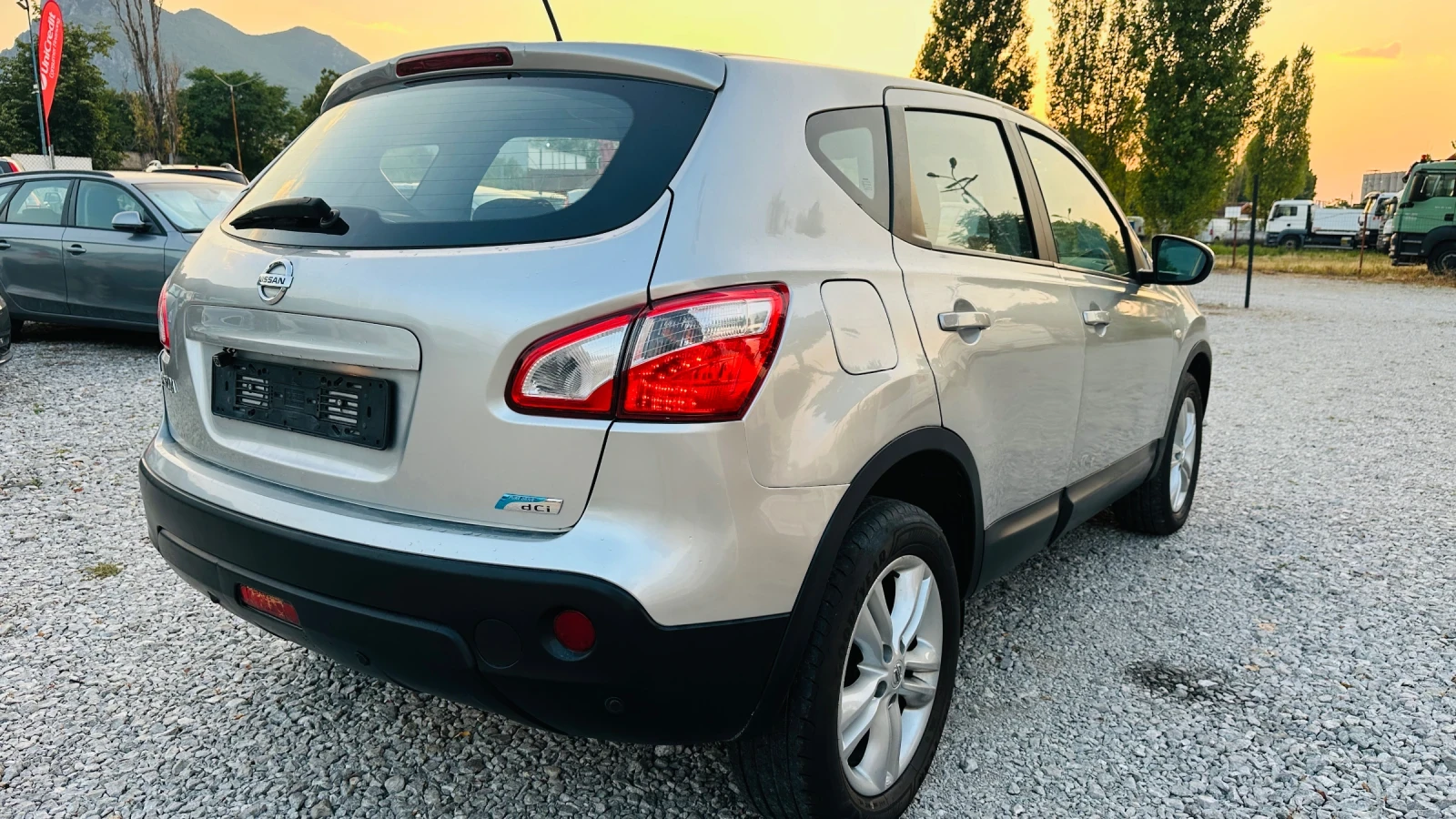 Nissan Qashqai 1.6dci-нави евро 5 - изображение 4