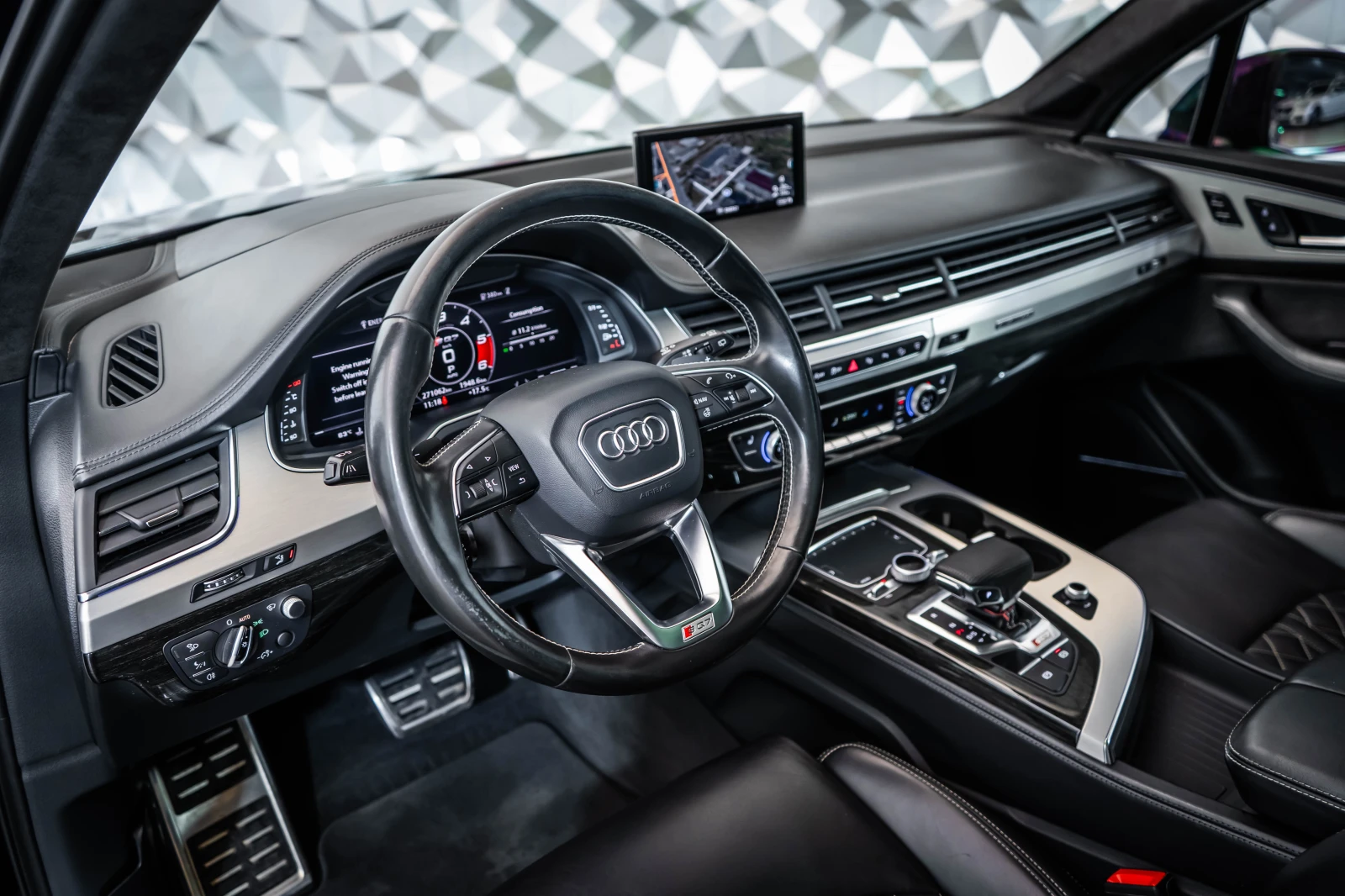 Audi SQ7 Bose* Pano* Camera - изображение 8