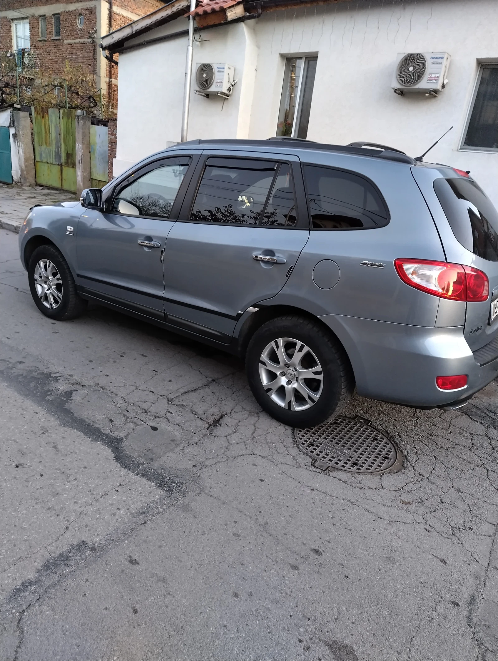 Hyundai Santa fe 2.2NAVI4x4AUTOMATIC - изображение 9