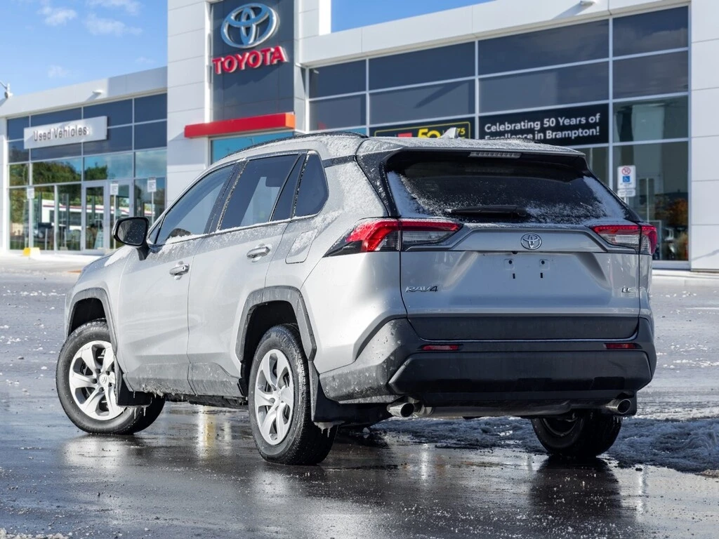 Toyota Rav4 * LE FWD * CARFAX * ЦЕНА ДО БЪЛГАРИЯ*  - изображение 5