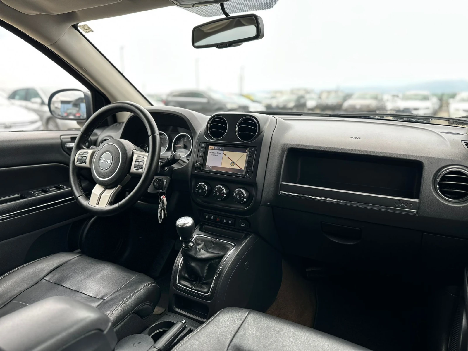 Jeep Compass / 2.2D / 4X4 / FACELIFT /, снимка 12 - Автомобили и джипове - 54030935