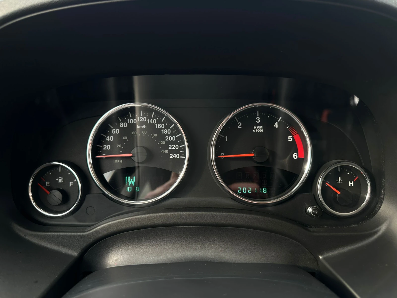 Jeep Compass / 2.2D / 4X4 / FACELIFT /, снимка 15 - Автомобили и джипове - 54030935