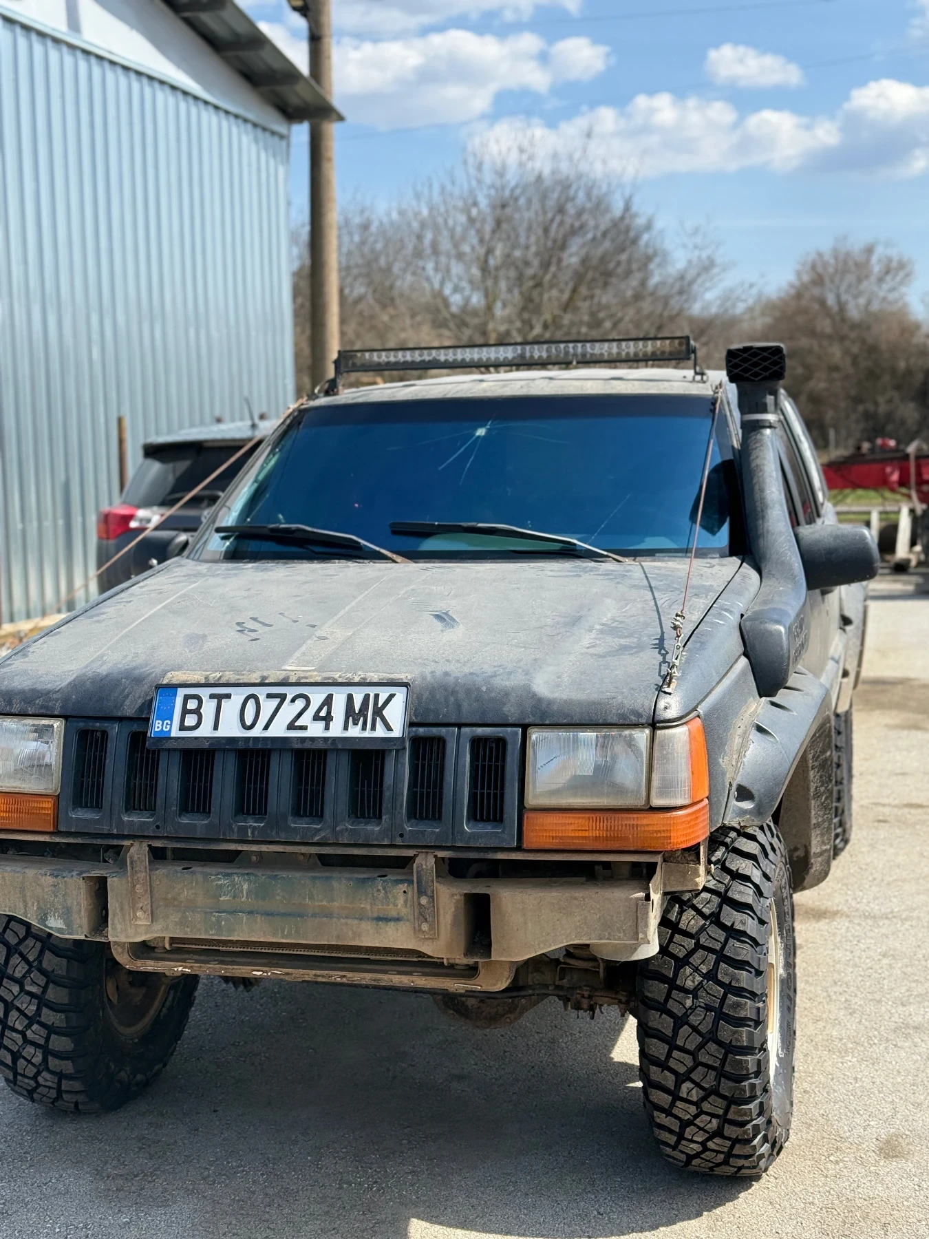 Jeep Grand cherokee 5.2 ръчни скорости