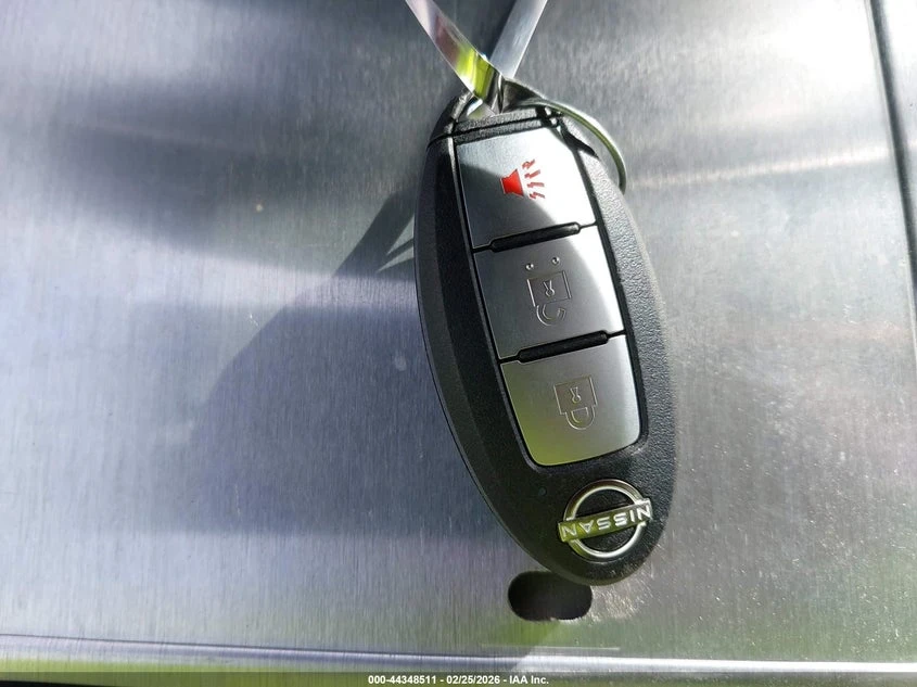 Nissan Frontier 3.8l Sv 4X4, снимка 11 - Автомобили и джипове - 54330563