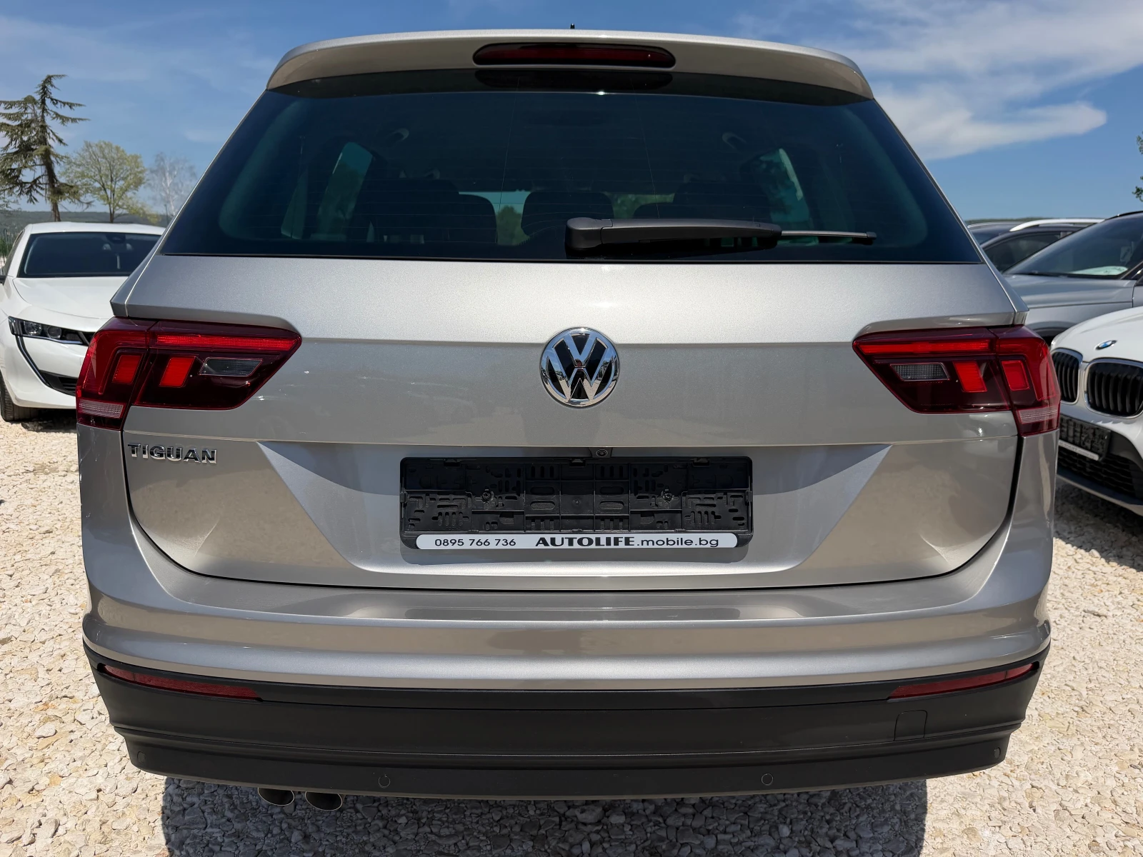 VW Tiguan FACELIFT 2.0TDI-150 DSG NAVI CAMERA DISTR CAR PLAY, снимка 6 - Автомобили и джипове - 54454964
