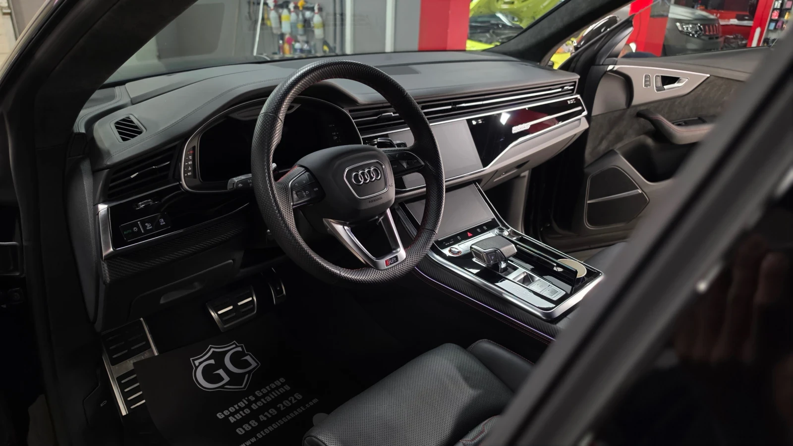 Audi RSQ8 Audi RSQ8 | AKRAPOVIC | CERAMIC | BANG&OLUFSEN, снимка 9 - Автомобили и джипове - 55011049
