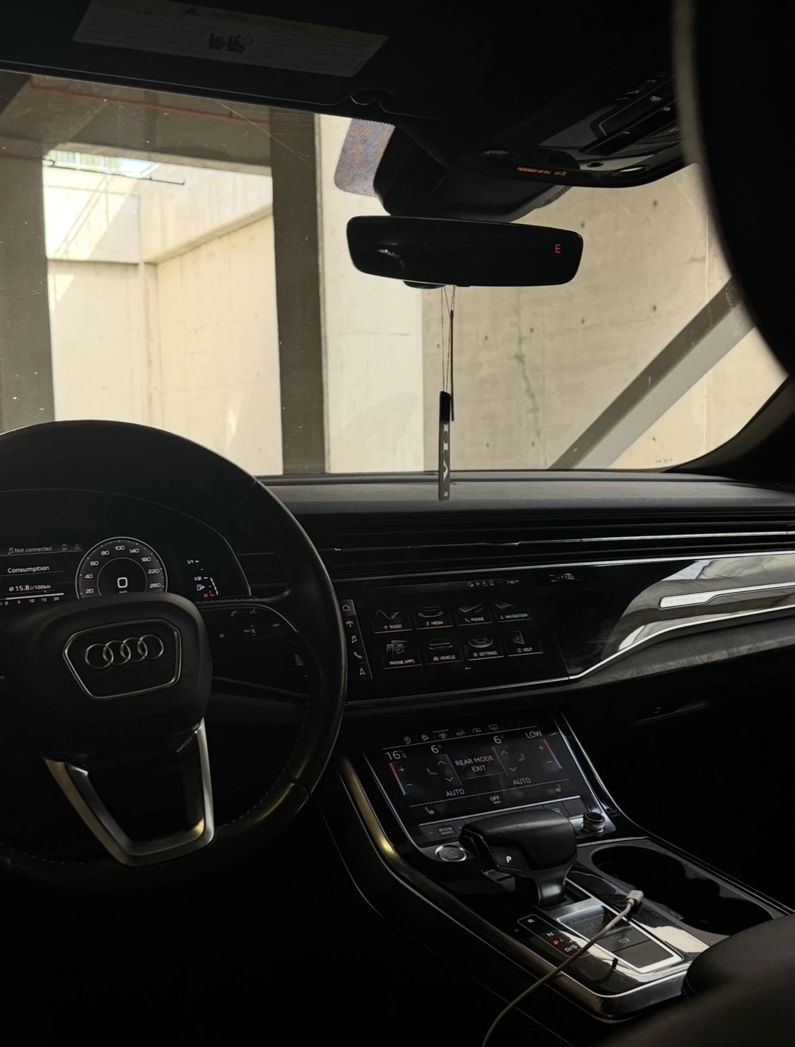 Audi Q8 55TFSI S-Line , снимка 7 - Автомобили и джипове - 55647396