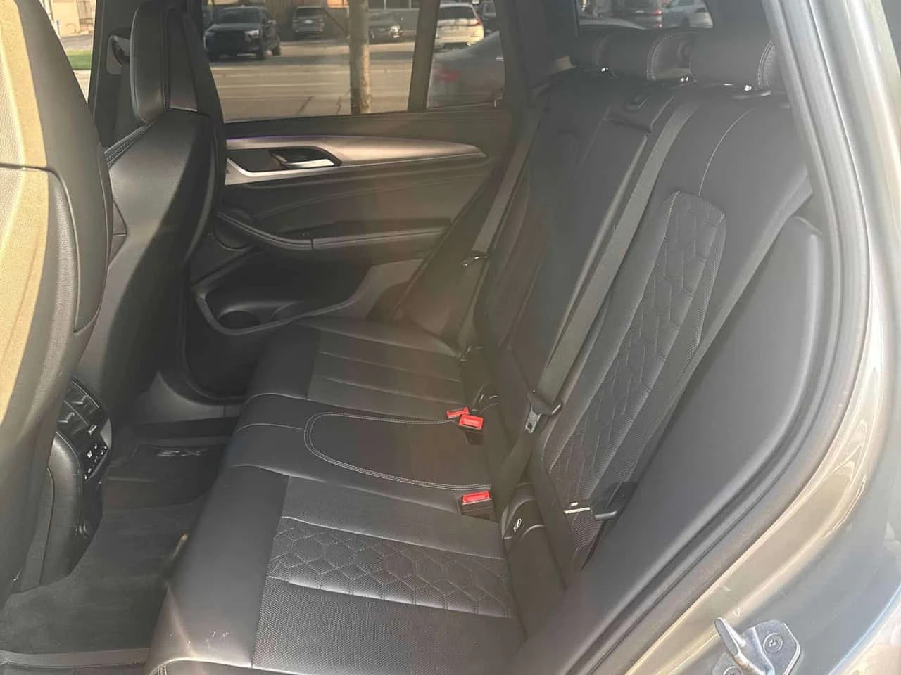 BMW X3 * M * ОБДУХВАНЕ * ЩОРИ * ПАНОРАМА * 360, снимка 16 - Автомобили и джипове - 55768414