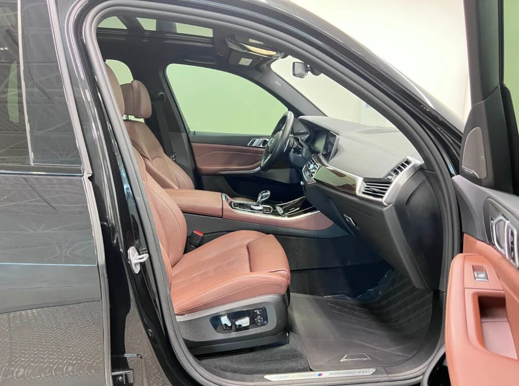BMW X5 50i* M-pack* xDrive* LASER* HARMAN* ADAPTIVE M* , снимка 13 - Автомобили и джипове - 56073160