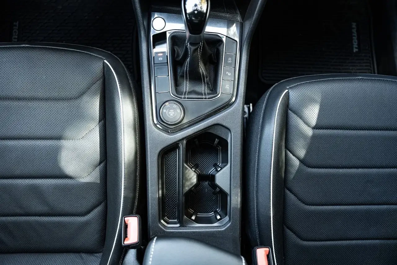 VW Tiguan R-Line/Dynaudio/Adaptive cruise/������/��������    | Mobile.bg � ����������� 14