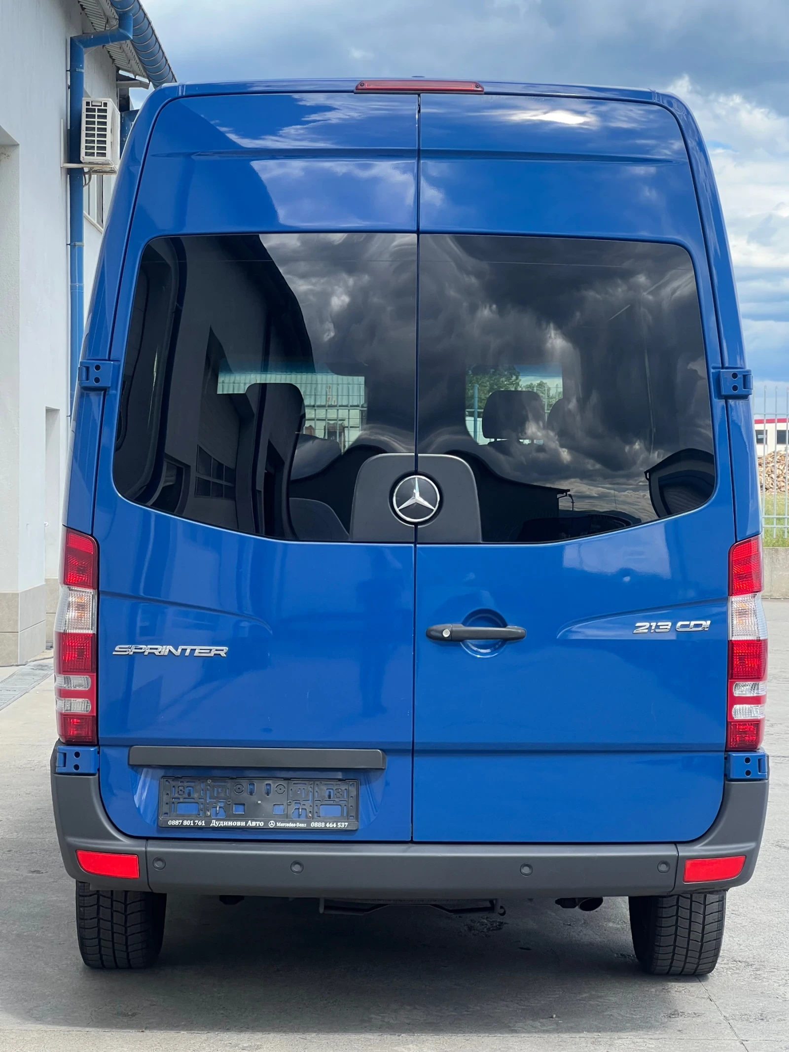 Mercedes-Benz Sprinter Пътнически 8+ 1 места / Климатроник / 2 броя - изображение 6