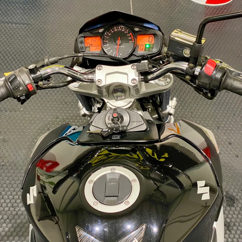 Suzuki Gsr 600, снимка 12 - Мотоциклети и мототехника - 52586438