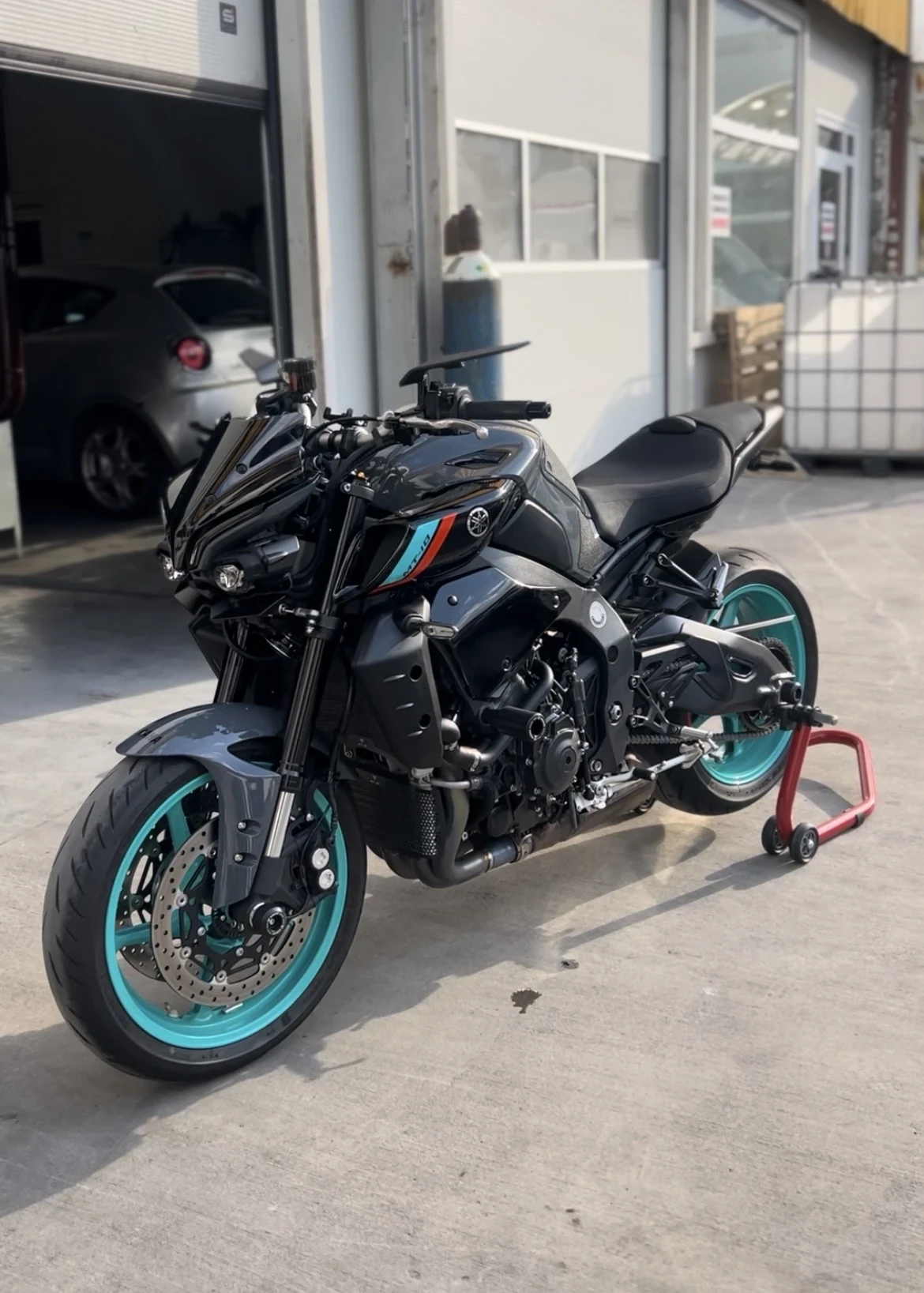 Yamaha Mt-10 2023, снимка 1