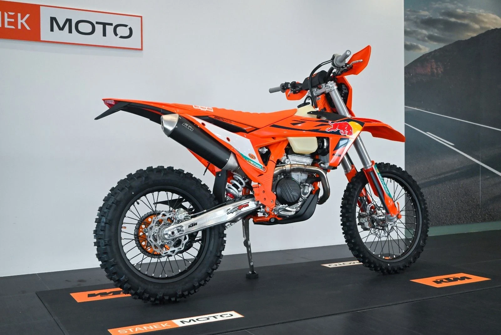 Ktm EXC-E 350 EXC-F Champion Edition 2025 - изображение 2