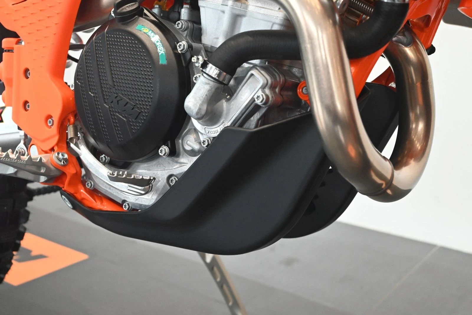 Ktm EXC-E 350 EXC-F Champion Edition 2025 - изображение 8