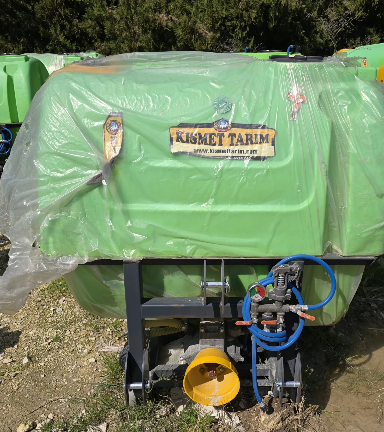 Пръскачка Друга марка Kismet trim 800l, снимка 1