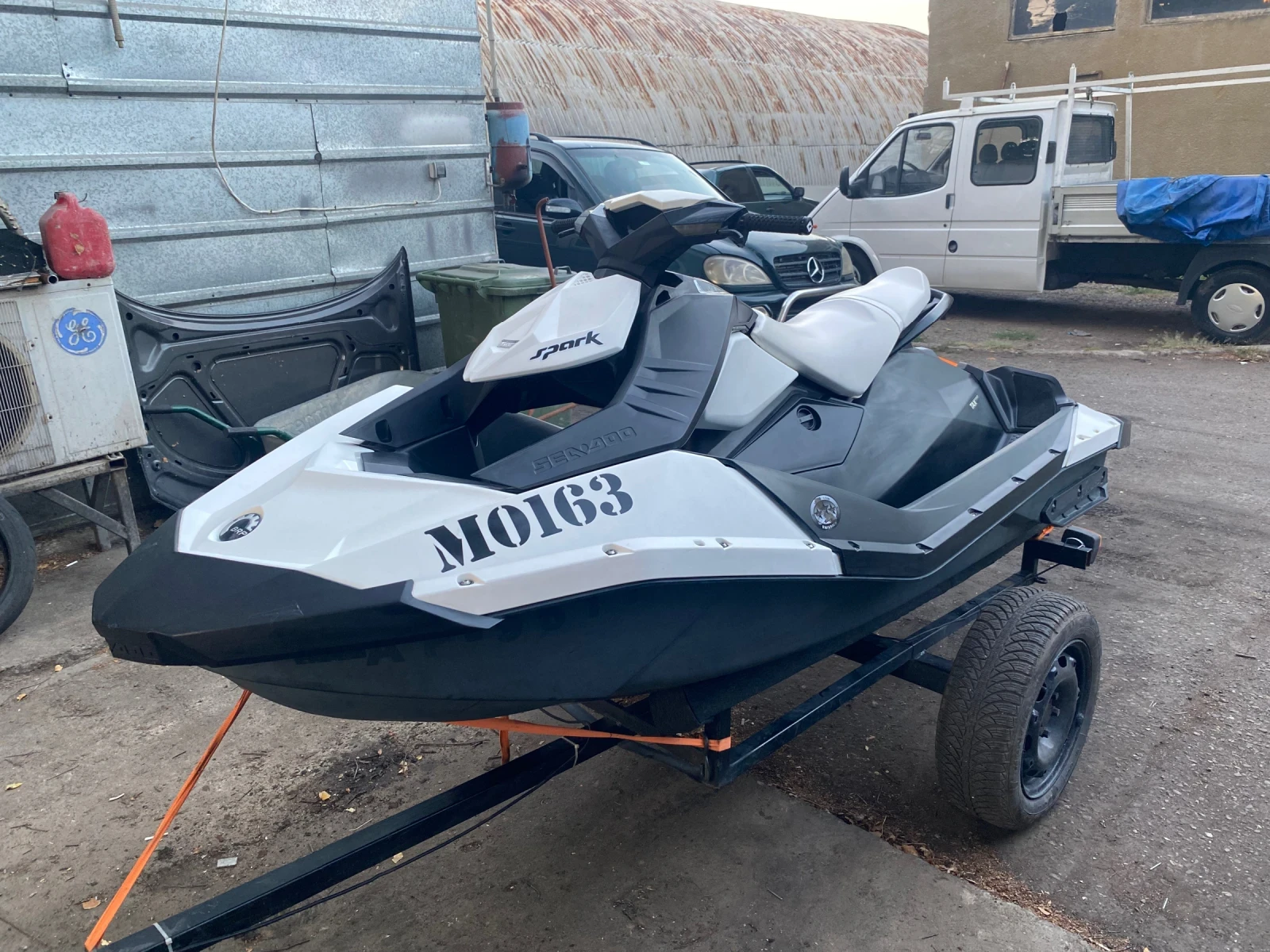 Джет Bombardier Sea Doo Spark - изображение 5