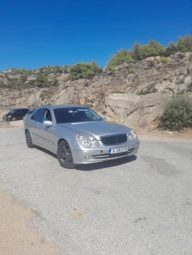     Mercedes-Benz E 220 CDI  Avangard