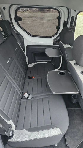 Dacia Dokker 1.6 SCe Stepway 102 к.с, снимка 9