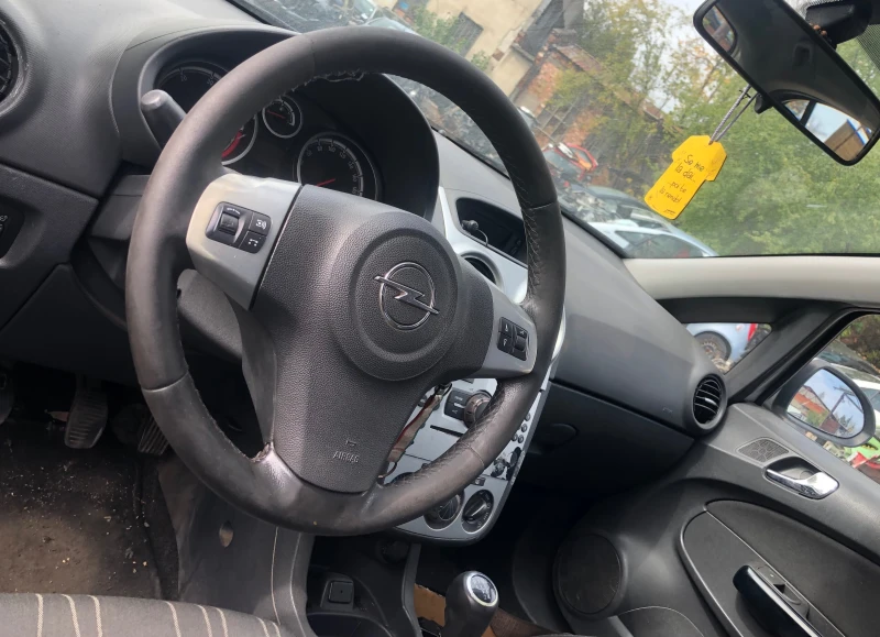 Opel Corsa 1.3 cdti, снимка 6 - Автомобили и джипове - 39711381