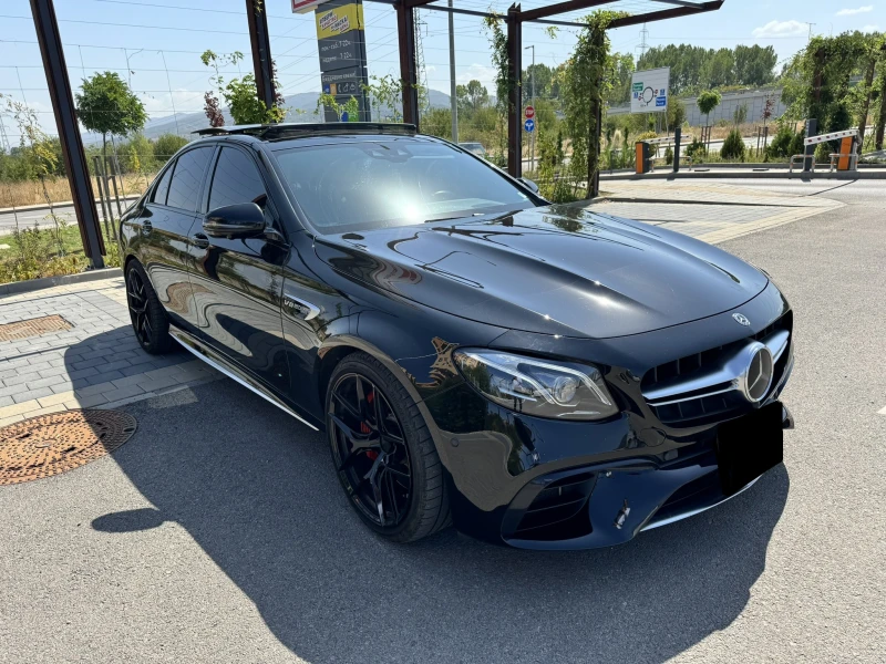 Mercedes-Benz E 63 AMG S, Всички екстри, снимка 4 - Автомобили и джипове - 47700477