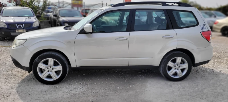 Subaru Forester Газ, снимка 7 - Автомобили и джипове - 47565116