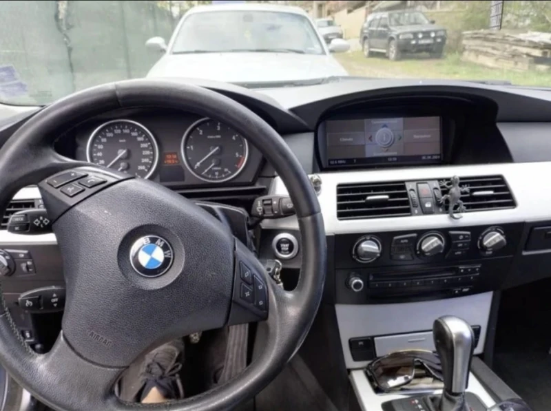 BMW 520 D, снимка 3 - Автомобили и джипове - 47570386