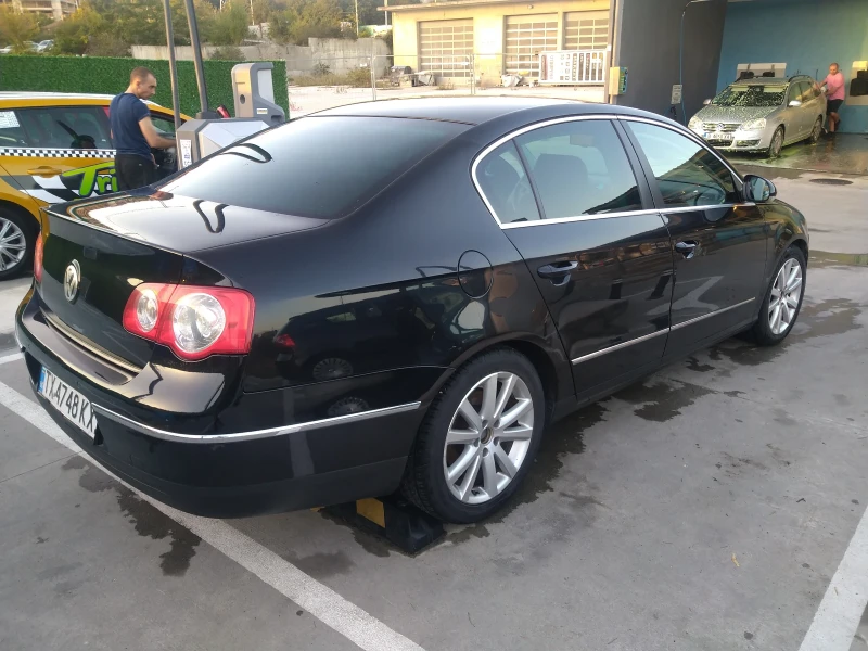 VW Passat, снимка 2 - Автомобили и джипове - 47617399