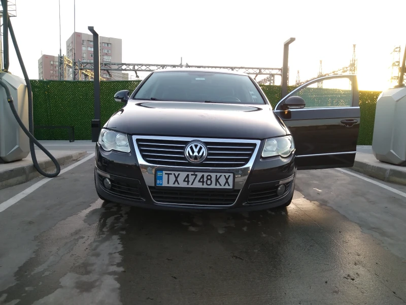 VW Passat, снимка 1 - Автомобили и джипове - 47617399