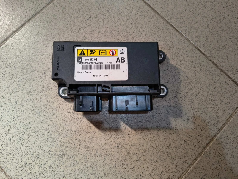 Opel Astra, снимка 13 - Автомобили и джипове - 49719107