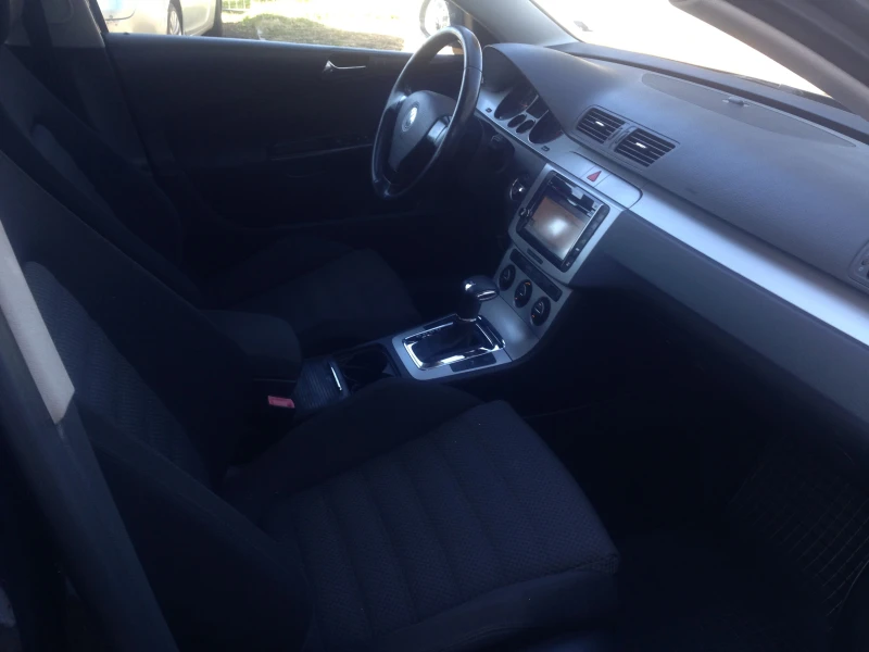 VW Passat 2.0TDI/140/Automatic/8клапанов BMP, снимка 4 - Автомобили и джипове - 48155248