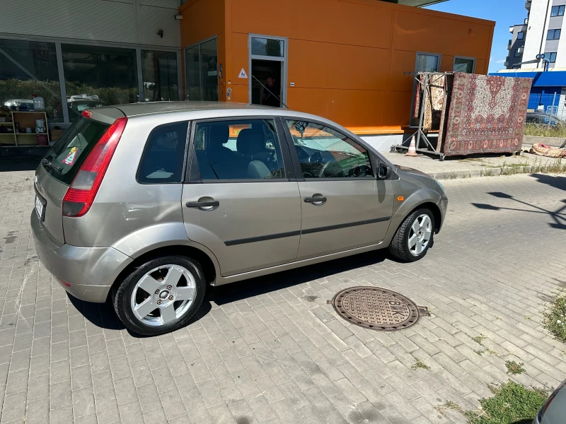 Ford Fiesta, снимка 5 - Автомобили и джипове - 48284708