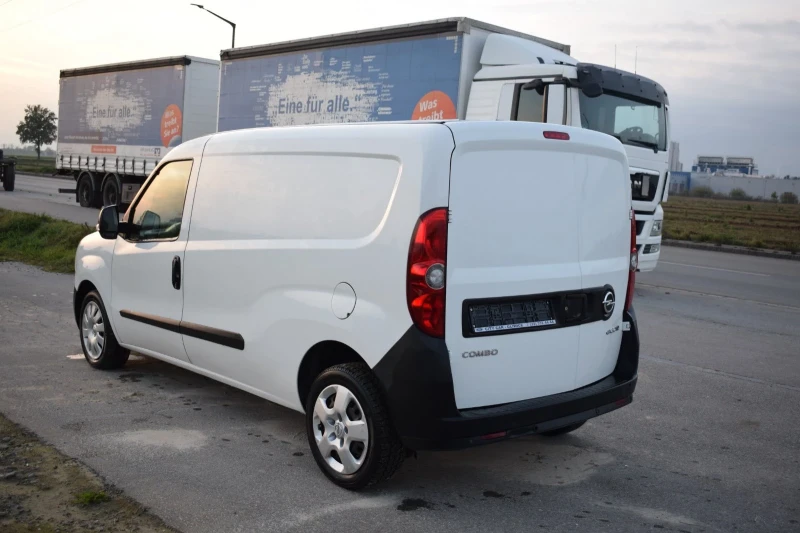 Opel Combo, снимка 4 - Автомобили и джипове - 48456272