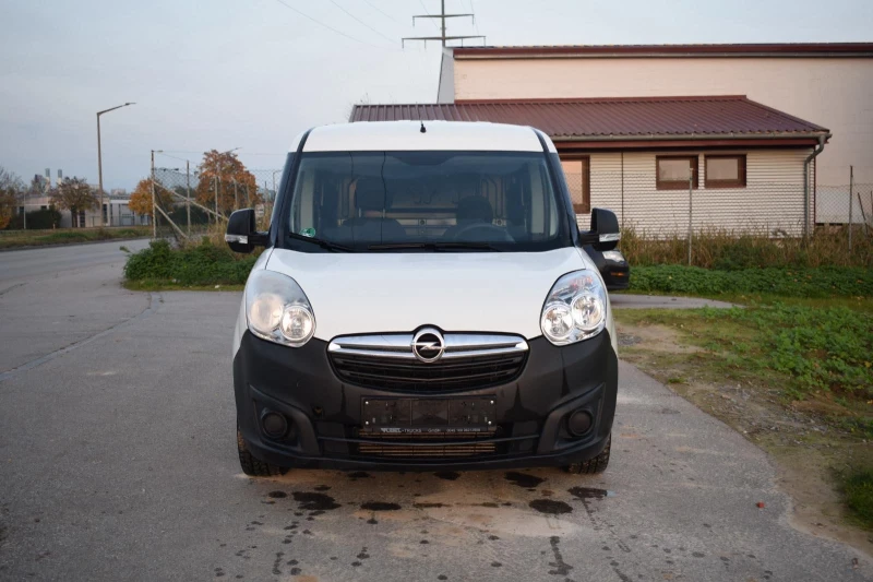 Opel Combo, снимка 2 - Автомобили и джипове - 48456272