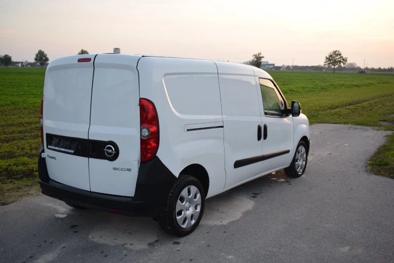 Opel Combo, снимка 5 - Автомобили и джипове - 48456272