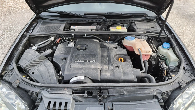 Audi A4 2.0TDI-QUATTRO-6ск/КСЕНОН/АВТОПИЛОТ/КЛИМАТРОНИК , снимка 16 - Автомобили и джипове - 51683916