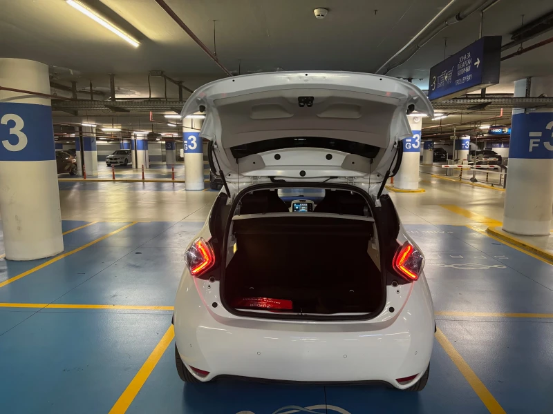 Renault Zoe 144 km, снимка 12 - Автомобили и джипове - 52042036