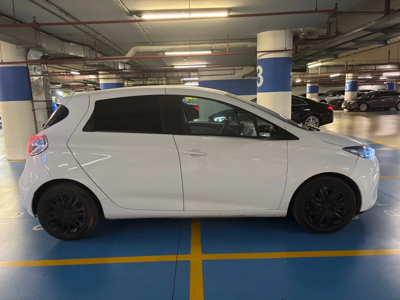 Renault Zoe 144 km, снимка 10 - Автомобили и джипове - 52042036