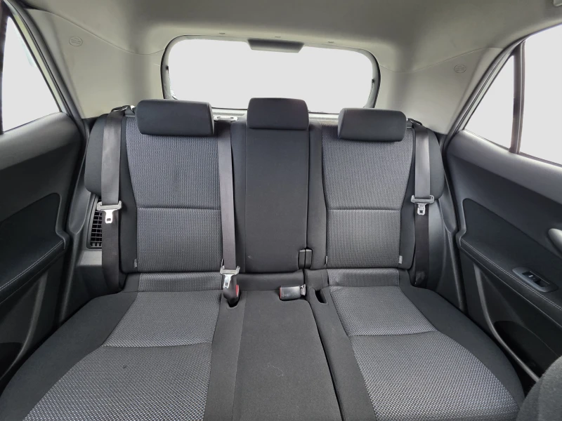 Toyota Auris 1.8 Hybrid 99hp, снимка 15 - Автомобили и джипове - 52615409