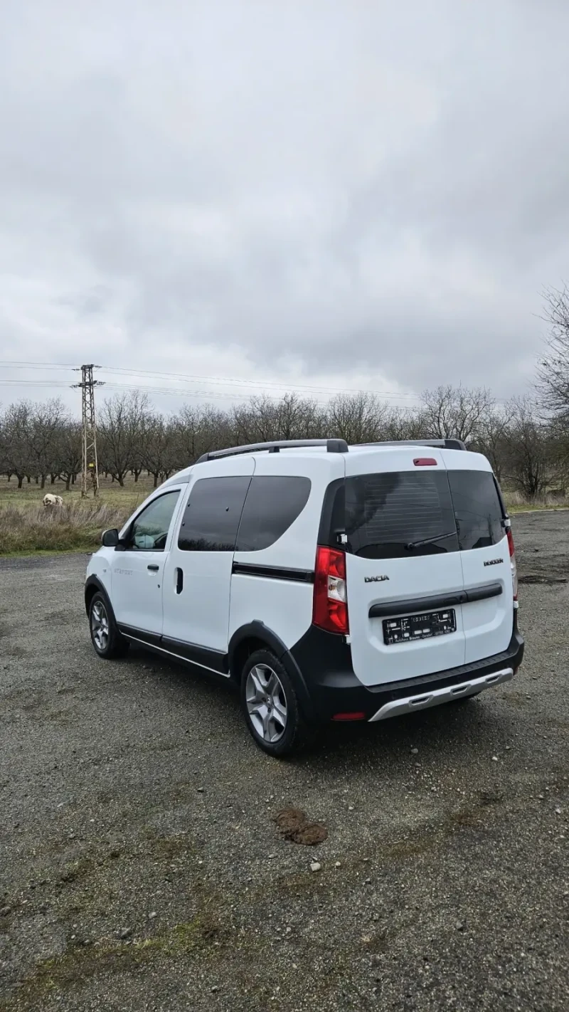 Dacia Dokker 1.6 SCe Stepway 102 к.с, снимка 6 - Автомобили и джипове - 53297962