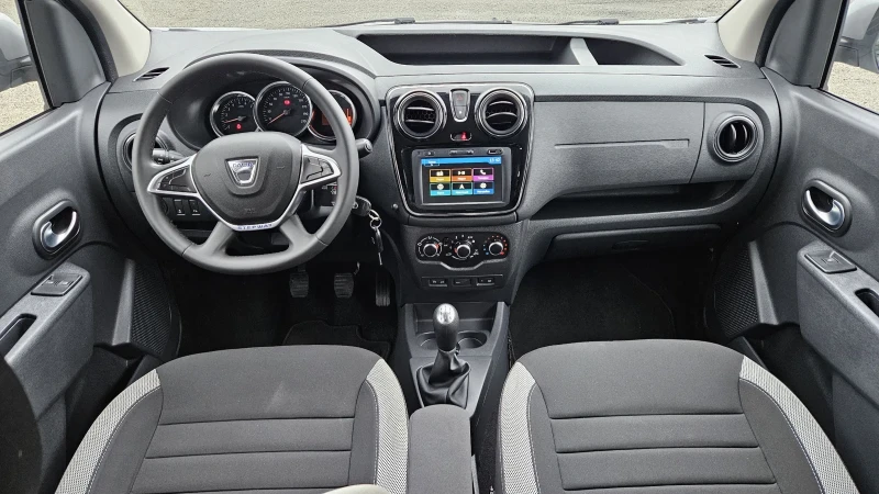Dacia Dokker 1.6 SCe Stepway 102 к.с, снимка 10 - Автомобили и джипове - 53297962