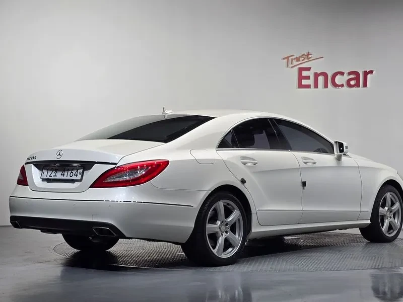 Mercedes-Benz CLS W218 330, снимка 2 - Автомобили и джипове - 56017644