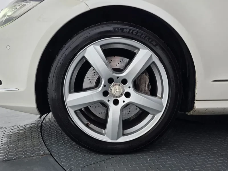 Mercedes-Benz CLS W218 330, снимка 5 - Автомобили и джипове - 56017644