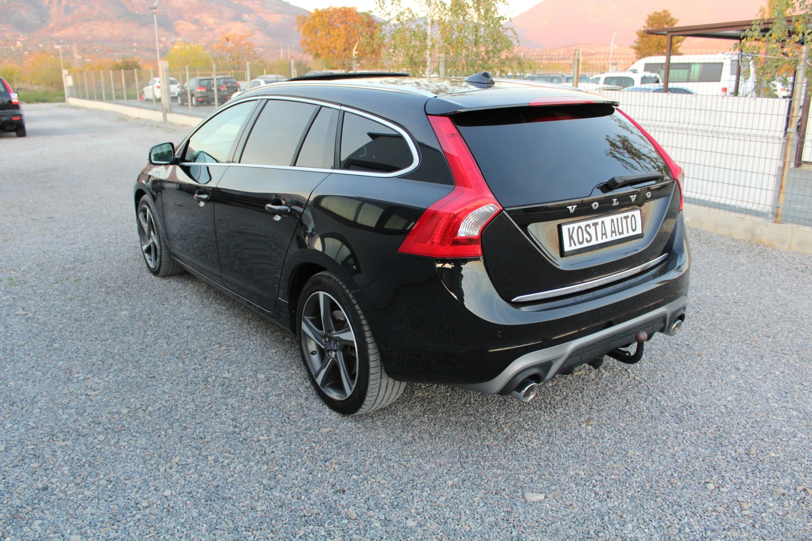 Volvo V60 R-DESING/PLUG-IN HYBRID/FUL - изображение 8