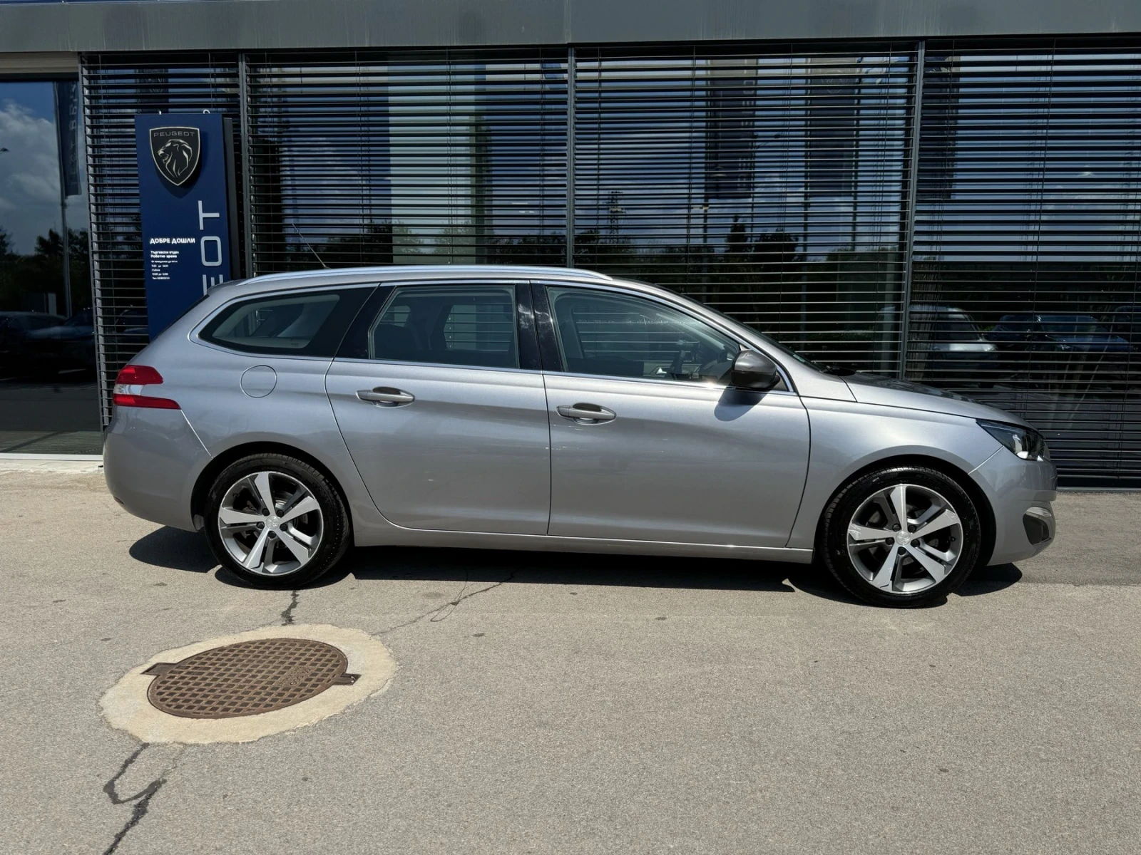 Peugeot 308 SW ALLURE 1.6 BlueHDi 120 HP - изображение 4