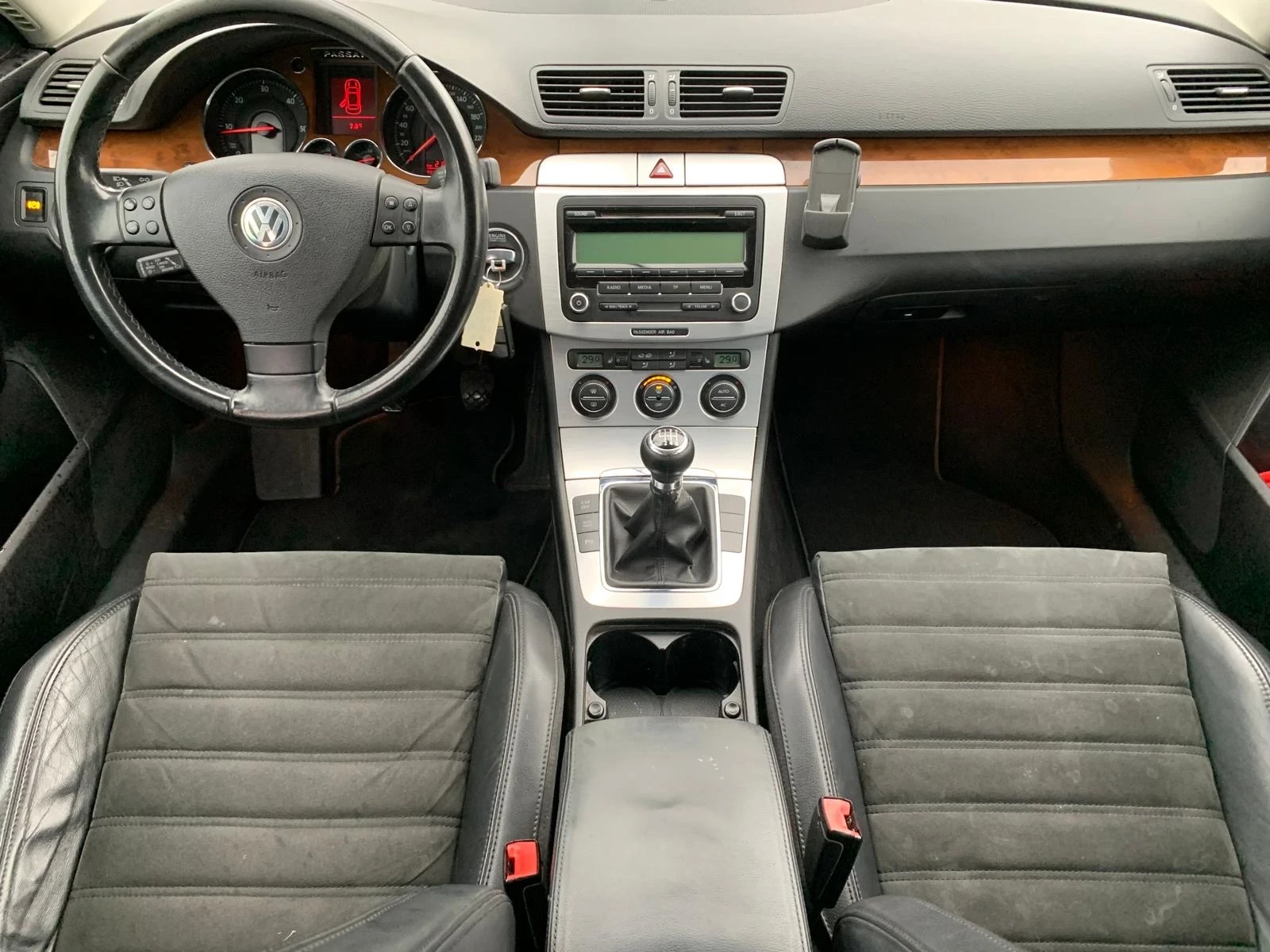 VW Passat 2.0 TDI 103 kW Highline  - изображение 9