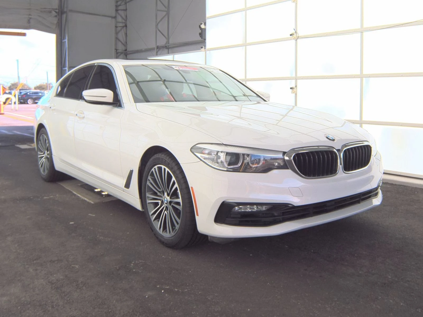 BMW 530 I xDrive* ЦЕНА ДО БЪЛГАРИЯ* CARFAX - изображение 3