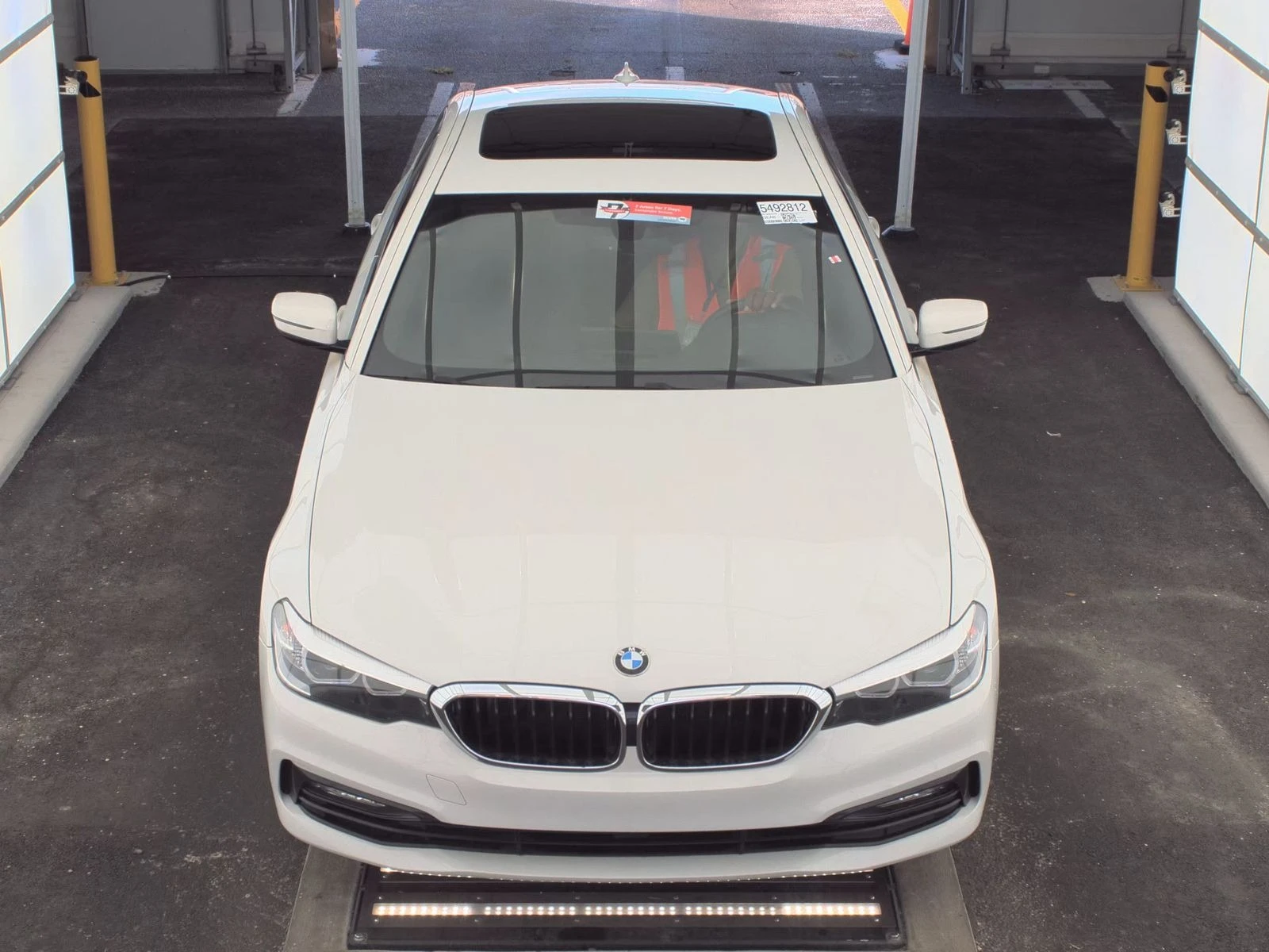 BMW 530 I xDrive* ЦЕНА ДО БЪЛГАРИЯ* CARFAX - изображение 2