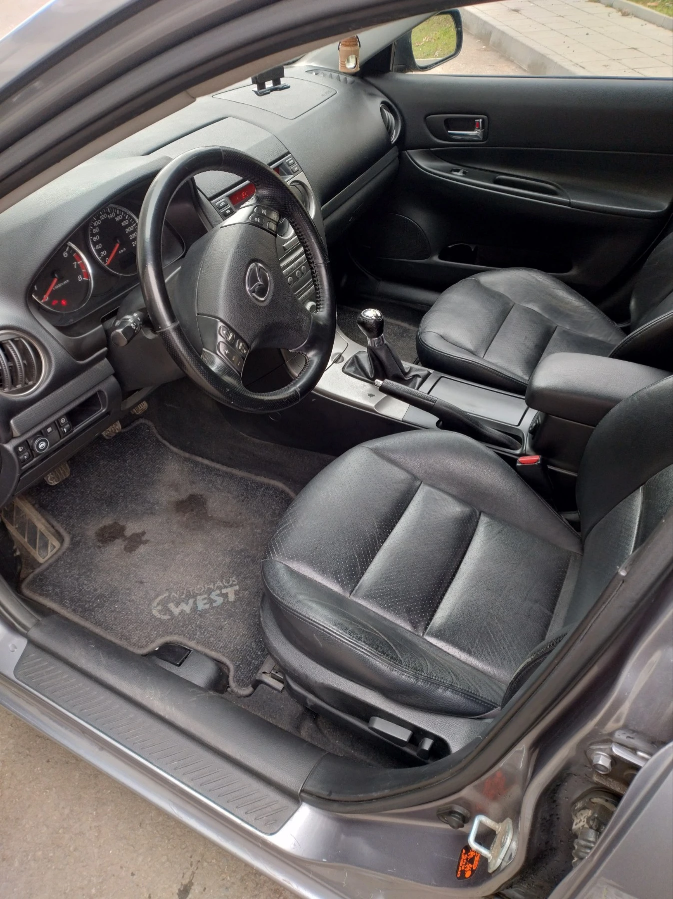 Mazda 6 2, 0i - изображение 5